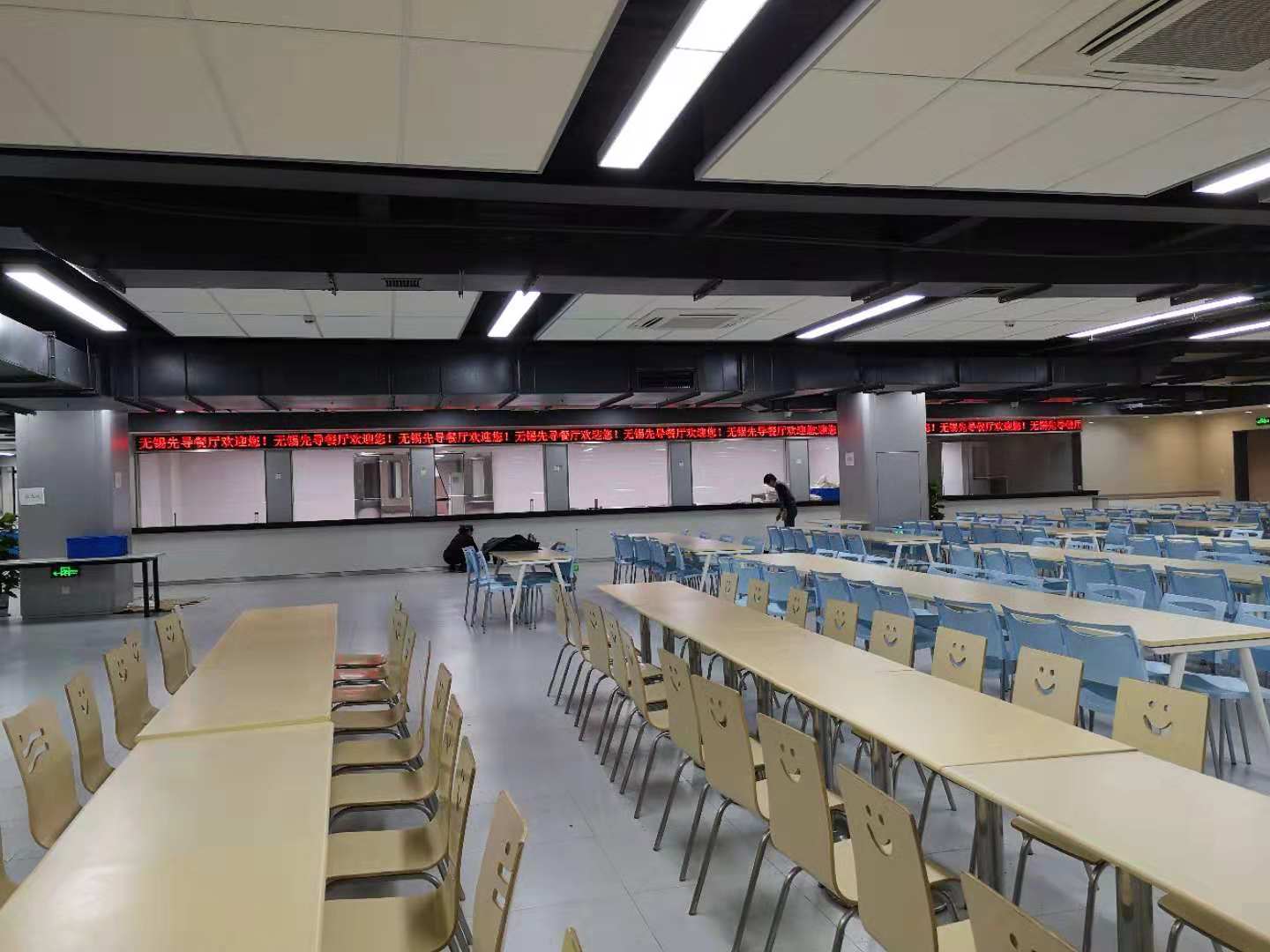 無錫先導室內LED顯示屏順利交付使用！